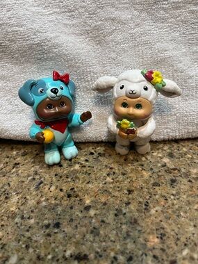 Lot Of 2 Cabbage Patch Kids Cutietown Mini Dolls